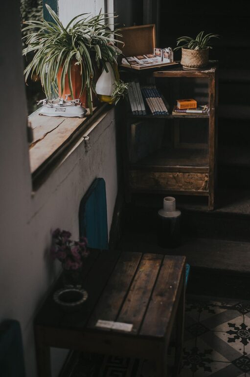 Easy Tips for Creating a Cozy Home on a Budget